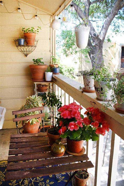30 Inspiring Small Balcony Garden Ideas   Amazing DIY ...