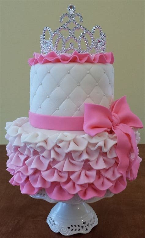 31 Most Beautiful Birthday Cake Images for Inspiration ...