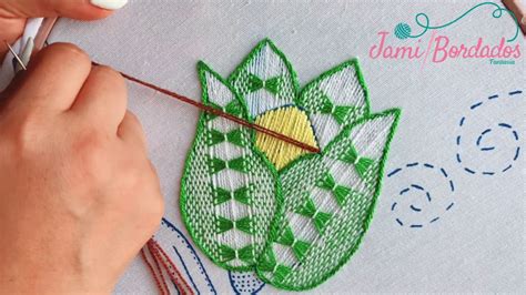 32. Bordado Fantasía Tulipán 2 / Hand Embroidery Tulip / Fantasy Stitch ...