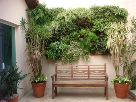 32 Ideias Para Decoração de Muros e Jardim Com Plantas de ...