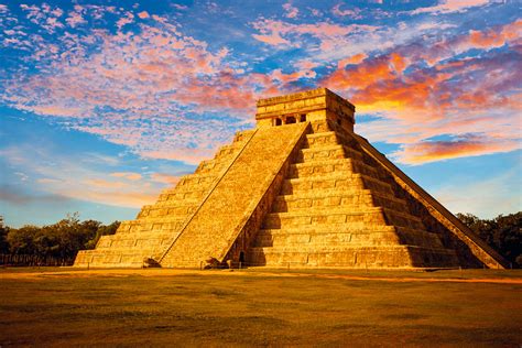 38. See the Mayan Ruins of Chichen Itza in Mexico ...