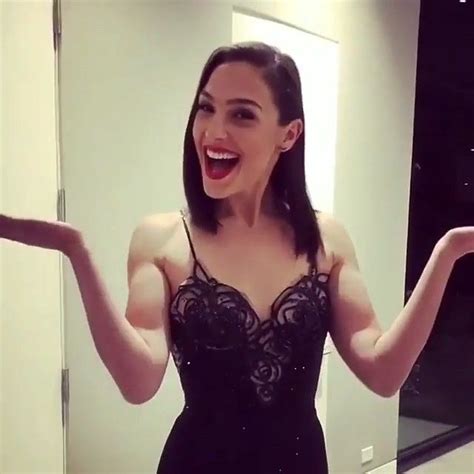 40 Adorable Gal Gadot Instagram Images That Will Make You ...