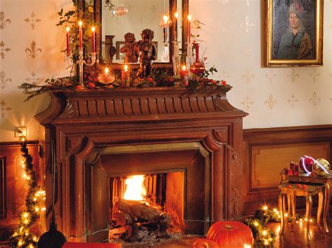40 Christmas Fireplace Mantel Decoration Ideas