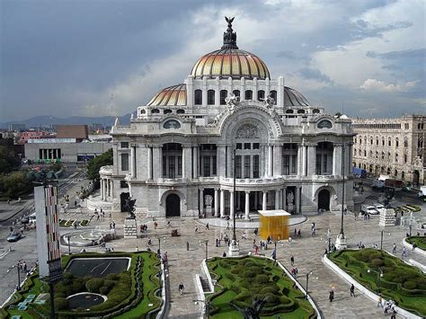44 Best Pictures Of The Palacio de Bellas Artes In Mexico
