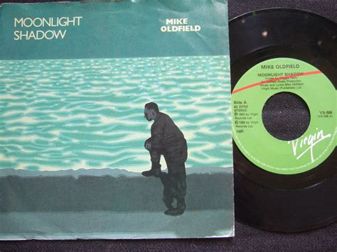 45   MIKE OLDFIELD. Moonlight shadow/Rite of ma ...