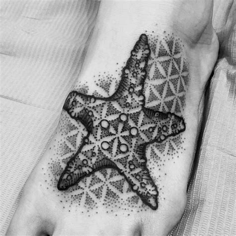 45 Tatuajes de estrellas de mar  Con su significado