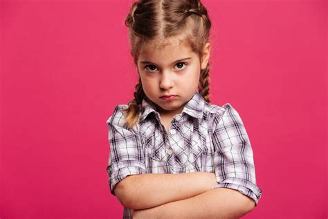 5 claves para hablar con un niño enfadado — Eres Mamá