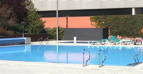 8 piscinas públicas y municipales de Barcelona para bañarse