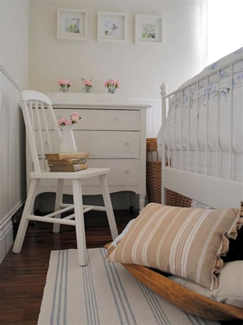 9 Tiny Yet Beautiful Bedrooms | HGTV