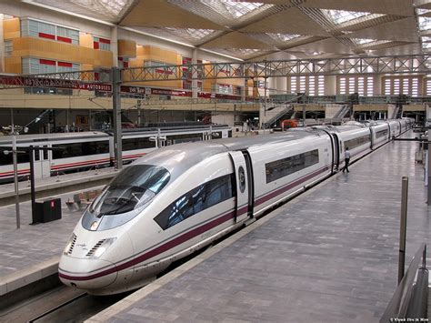 9 trenes AVE circularán entre Barcelona, Girona y Figueres. Iniciarán ...