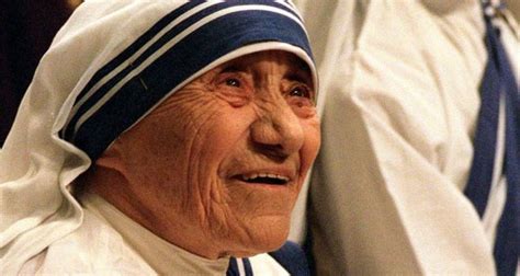 A 20 años de su muerte, 10 imágenes para recordar a la Madre Teresa de ...