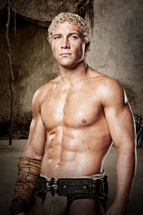 A Batch of Cast Photos From  Spartacus: Blood and Sand  Shared