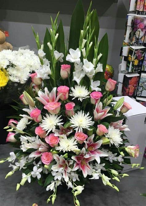A beautiful arrangement for Ceremony Flowers Modern Flower ...