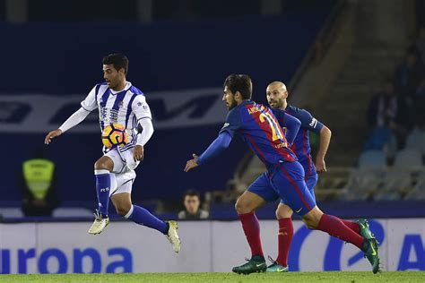 A Carlos Vela, el empate ante Barcelona le sabe a poco