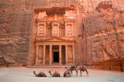 A Guide to Petra, Jordan