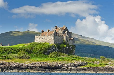 A History of the Maclean Clan s Home – Duart Castle ...