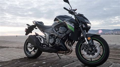 A Month with the 2016 Kawasaki Z800   Full Review
