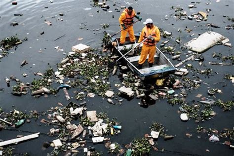 ¿A quiénes afecta la contaminación del agua?   La ...