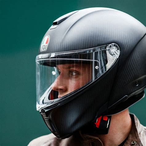 A Simple Guide to Motorcycle Helmet Ratings