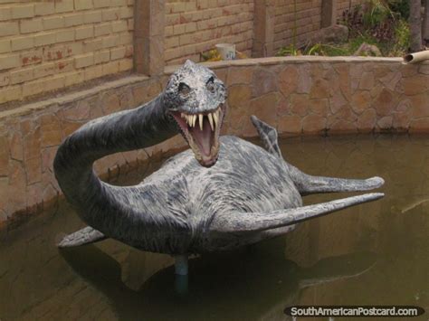 A water dinosaur with long neck and sharp teeth, Parque ...
