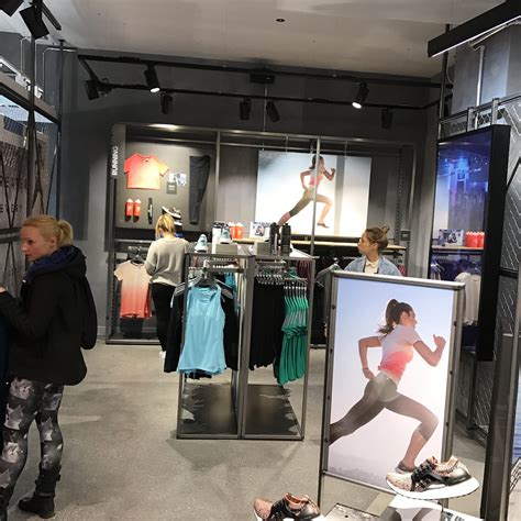 adidas Running Store Berlin Mitte eröffnet   Blog übers ...