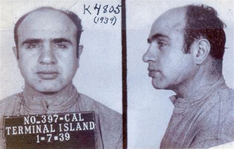 Al Capone, el mafioso más peligroso que solo acabó en ...