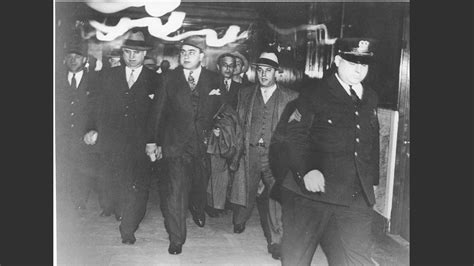 Al Capone: la violenta historia del mafioso en plena Ley ...