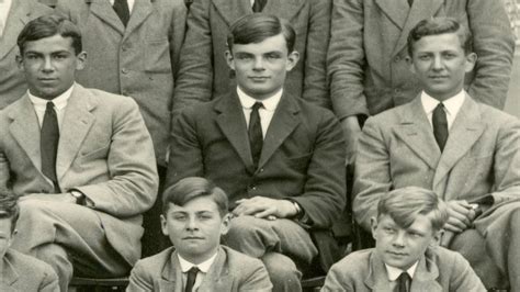 Alan Turing: quién fue, biografía y hazañas en la ciencia ...