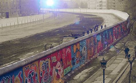 Alemania Oriental levantó el Muro de Berlín tras fuerte ...