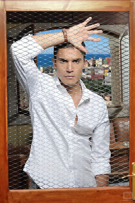 Álex González, actor de la nueva serie  El Príncipe ...