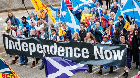 All under One Banner march in Glasgow piles on pressure ...