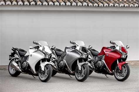 alllll Moto Clube: Honda Anuncia o Lançamento da VFR 1200F ...