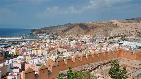 Almería arrasa: en cinco años duplica sus turistas, la oferta y el ...
