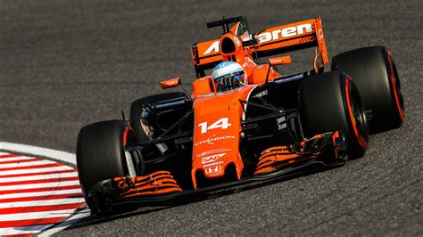 Alonso estrena el McLaren en el primer día de la ...