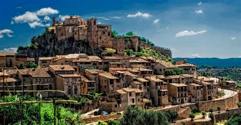 Alquézar, a village frozen in time in the province of Huesca. | Places ...