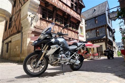 Alquiler de motos y scooters en Francia y en Tours
