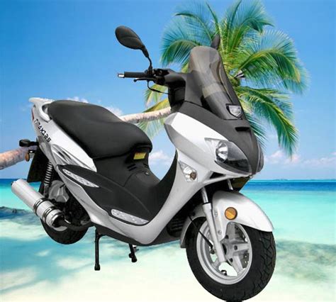 Alquiler Moto Alicante desde 10€ el dia rent a scooter