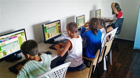 Alunos da Puro Amor iniciam as aulas de informática – Puro ...