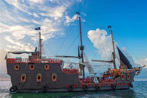 Among Tripadvisor’s Best – Jolly Roger Cancun   Pirate ...