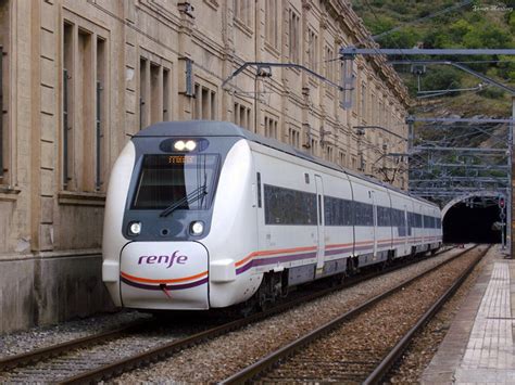 Amplían los horarios de los trenes Barcelona Girona Figueres desde el ...