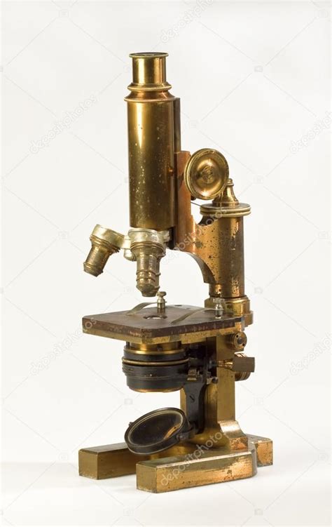 Ancien microscope image libre de droit par marzolino ...