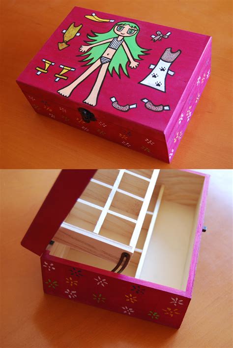 Animalbubble: Cajas de madera, pintadas a mano