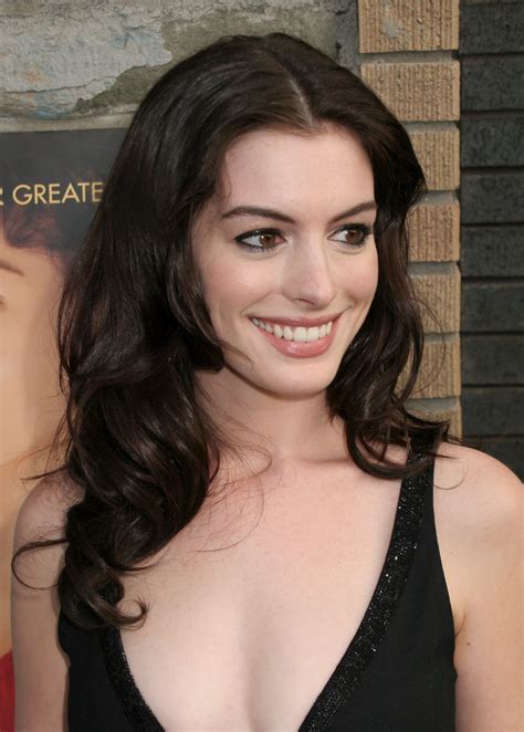 Anne Hathaway pictures gallery  23  | Film Actresses