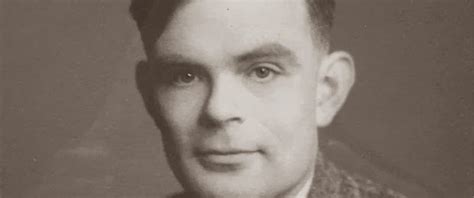 Anotaciones al margen: Alan Turing recibe el indulto póstumo