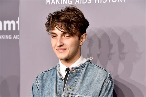 Anwar Hadid Showed Up to an Event with His Girlfriend ...