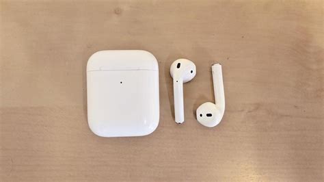 Apple AirPods 2019 review: A subtle, but meaningful ...