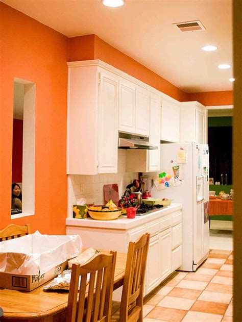 Applying 16 Bright Kitchen Paint Colors   DapOffice.com ...