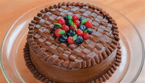 Aprende a preparar esta riquísima torta de chocolate ...