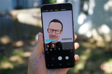 AR Emoji Update Offers More Flexibility When Customizing Your Look