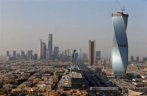 Arabia Saudita intercepta un misil balístico en Riad ...